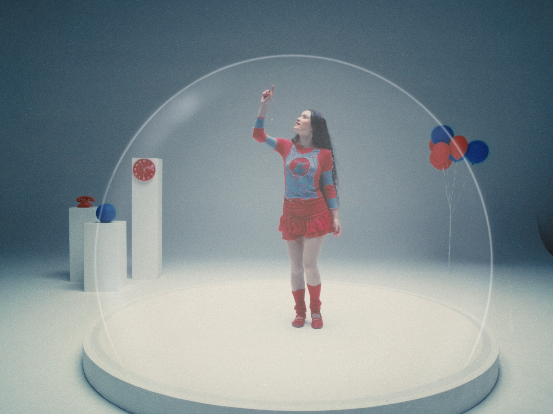 Joaquina, ganadora del Latin Grammy, inicia el año con “Pelinegra”, que viene con todo este 2026.